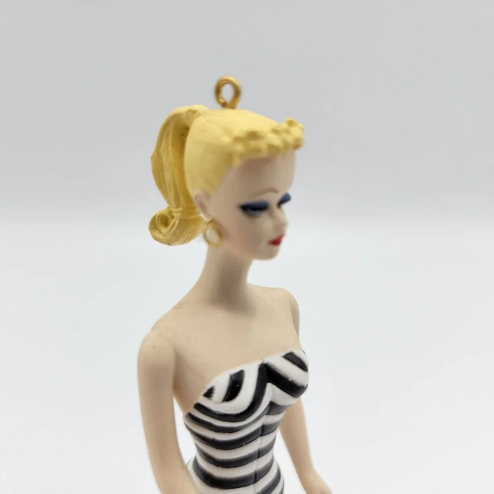 Hallmark Keepsake Ornament Debut 1959 Barbie 1994 Edition Collectors Series